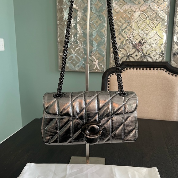 NWT Coach Quilted Metallic Tabby 26 - Picture 5 of 12